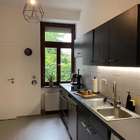 Mit Stuck In -living Liebig54 Apartment *