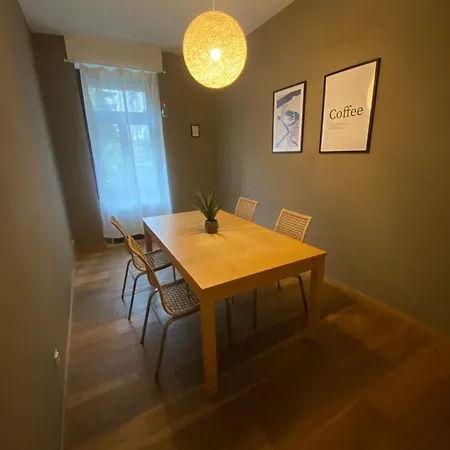 Modern With Stucco Liebig54 *
